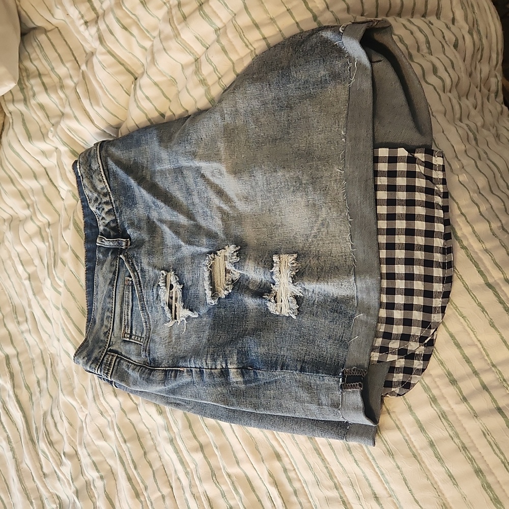 Distressed Jean shorts